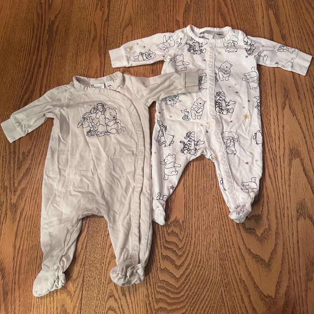 2 Winnie The Pooh H&M Newborn Snap Ups